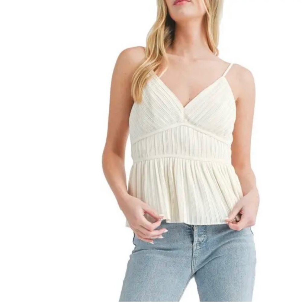 All in Favor Women's Cream Pleated Top